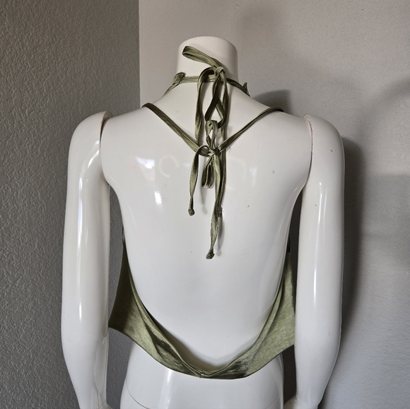 Nasty Gal Olive Cowl Plunge Halter Top - Picture 7 of 10